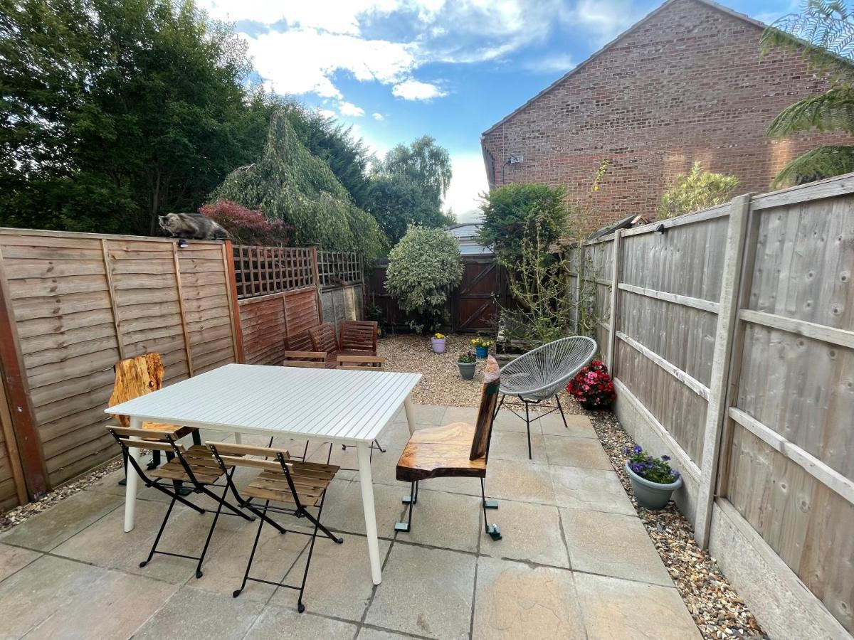Canford MagnaBeautiful Town House With Private Garden And Patio别墅 外观 照片